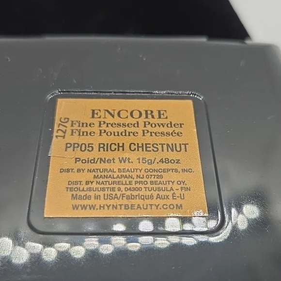 Hynt Beauty - Rich Chestnut Fine Pressed Powder - Picture 5 of 5